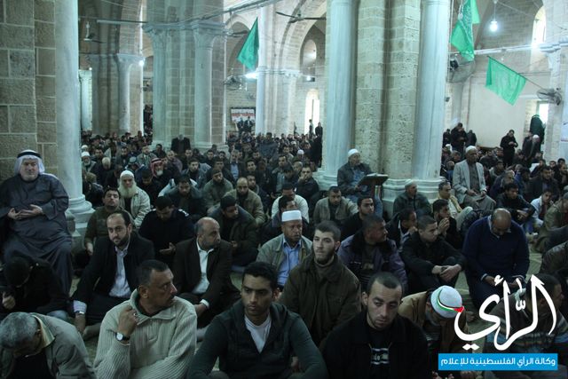 تشيع جثمان أم نضال فرحات