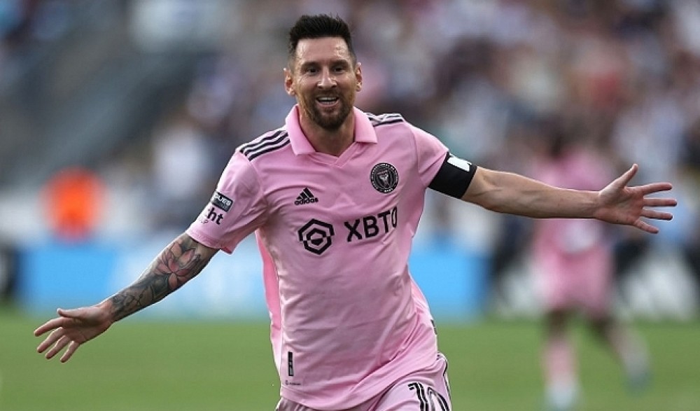 ميسي يقود إنتر ميامي إلى احراز كأس الرابطتين