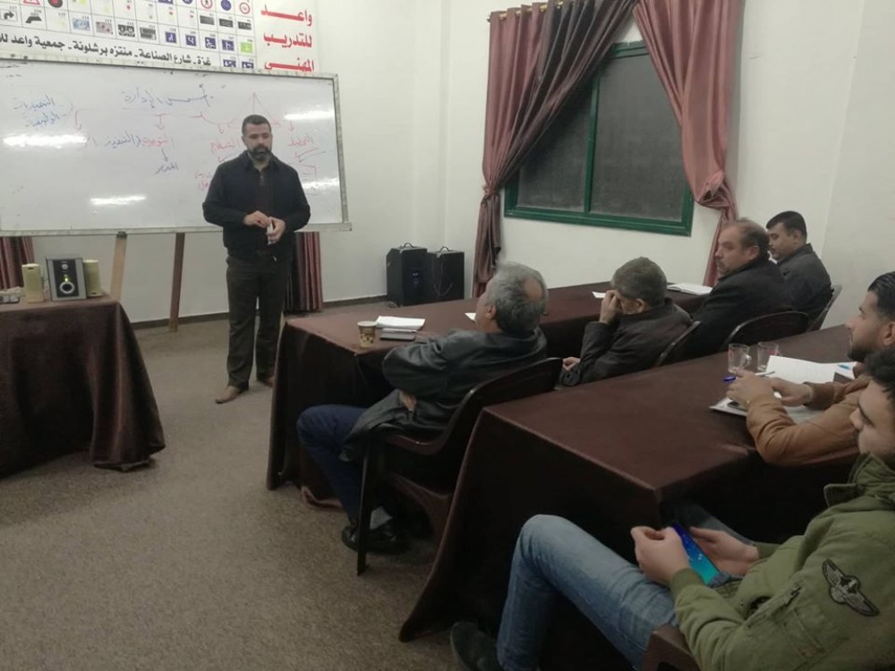 وزارة  المواصلات تجمد المحاضرات والدورات الاستكمالية في الكليات المهنية