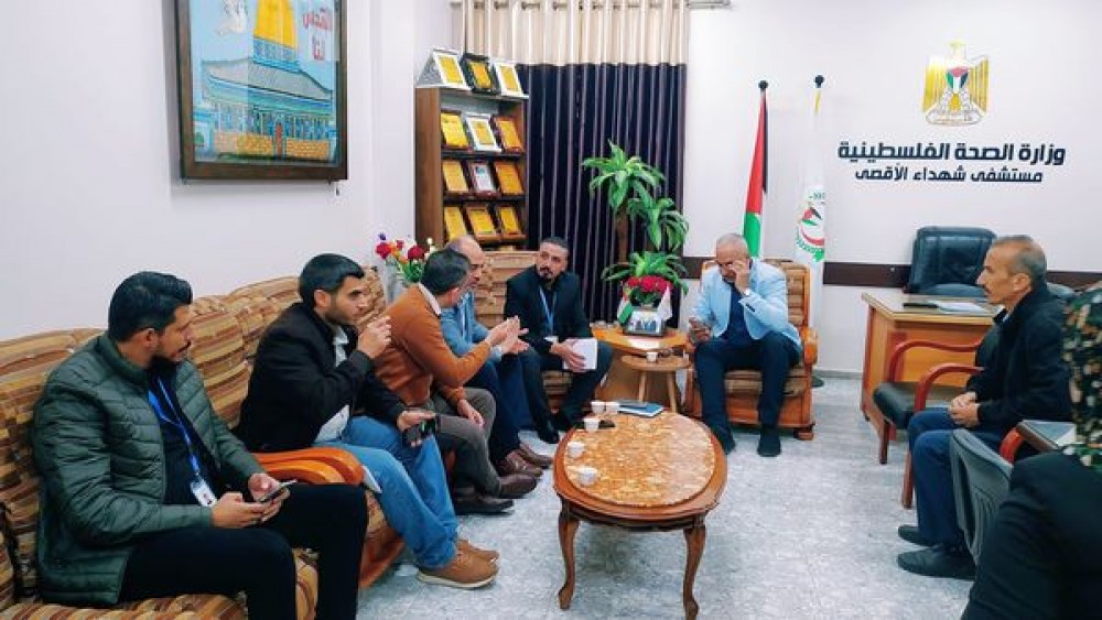 الصحة تناقش تطوير خدمات الطوارئ في مستشفى شهداء الأقصى