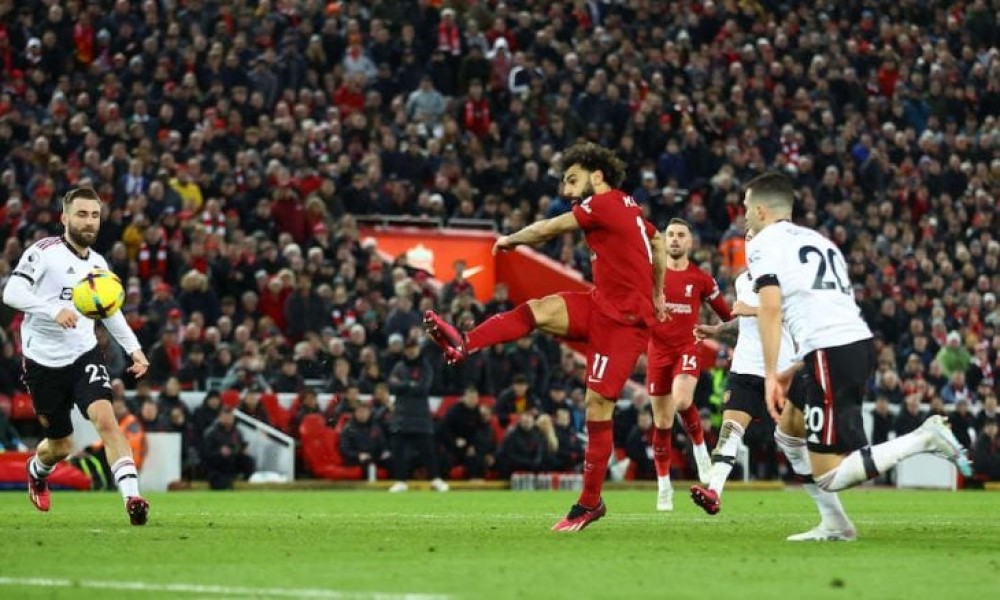 ليفربول يسحق مانشستر يونايتد بسباعية في فوز تاريخي بالدوري الإنكليزي