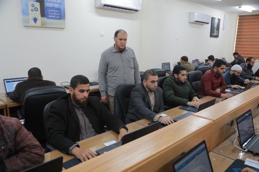 الأوقاف تعقد اختبارات اختيار الوعاظ الراغبين بالمشاركة في بعثة الحج للعام الحالي