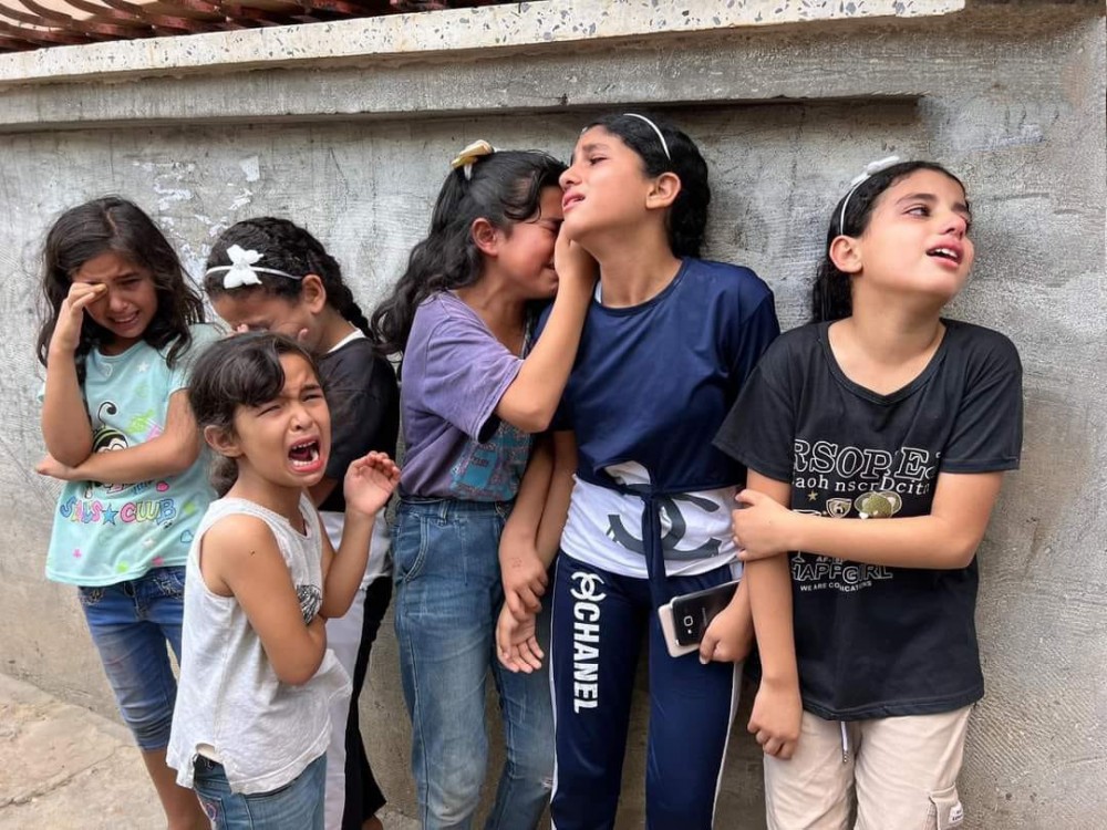   من أطفال غزة إلى العالم 