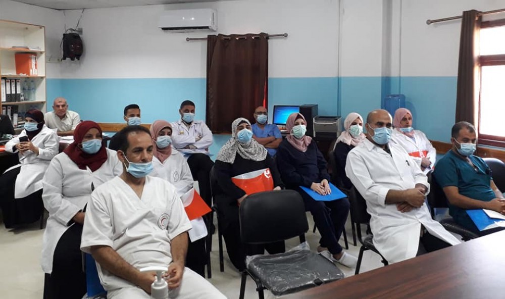 المستشفى الاندونيسي تنظم أيام تدريبية حول اساسيات مكافحة العدوى لموظفيها