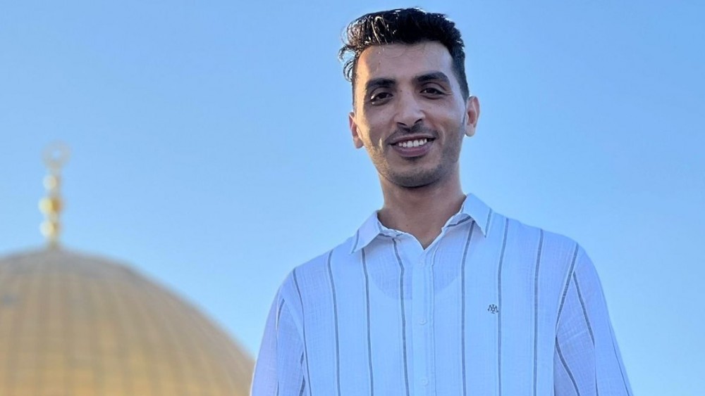 أجهزة السلطة تعتقل الصحفي عواودة في رام الله