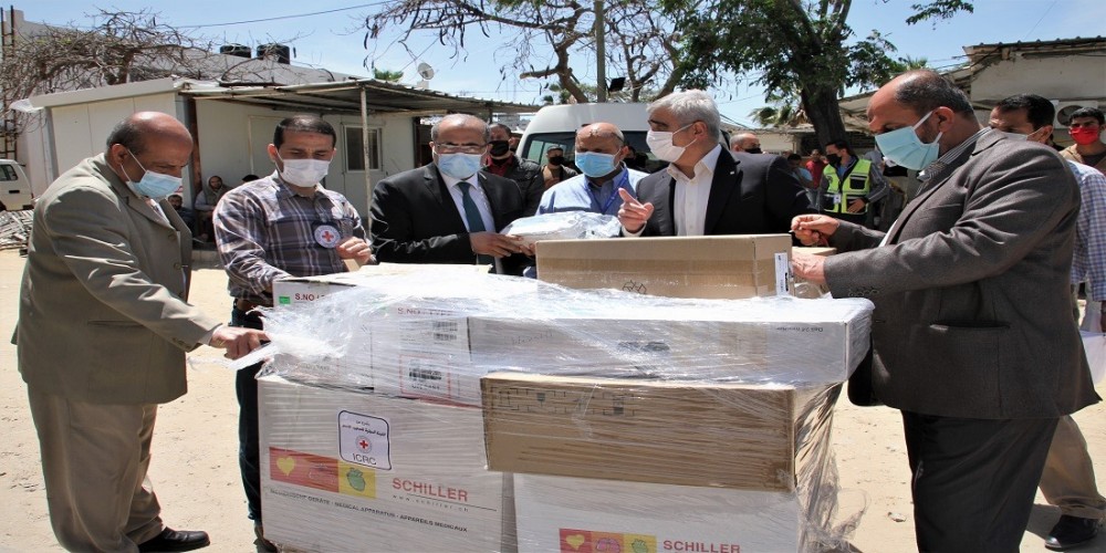 الصحة تتسلم شحنة تبرعات من الأجهزة الطبية لمواجهة فيروس كورونا