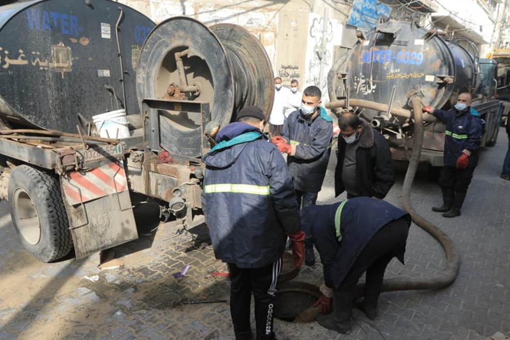  طوارئ بلدية غزة تعاملت مع 280 إشارة طفح صرف صحي في المدينة