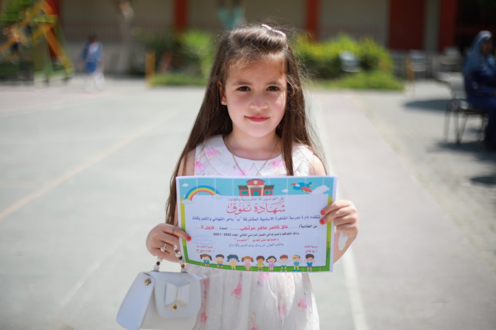 كيف تتعاملين مع نتائج امتحانات طفلك؟