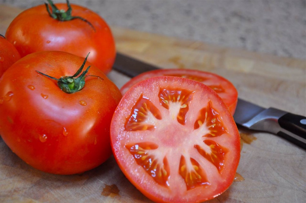 cut-tomato