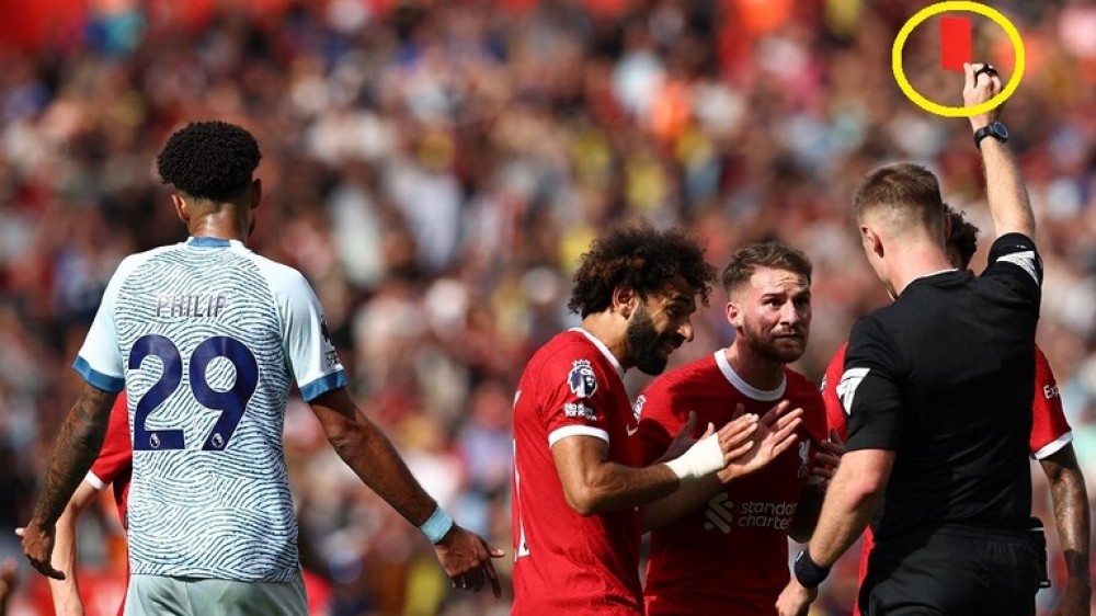 بعشرة لاعبين.. ليفربول يقلب الطاولة على بورنموث