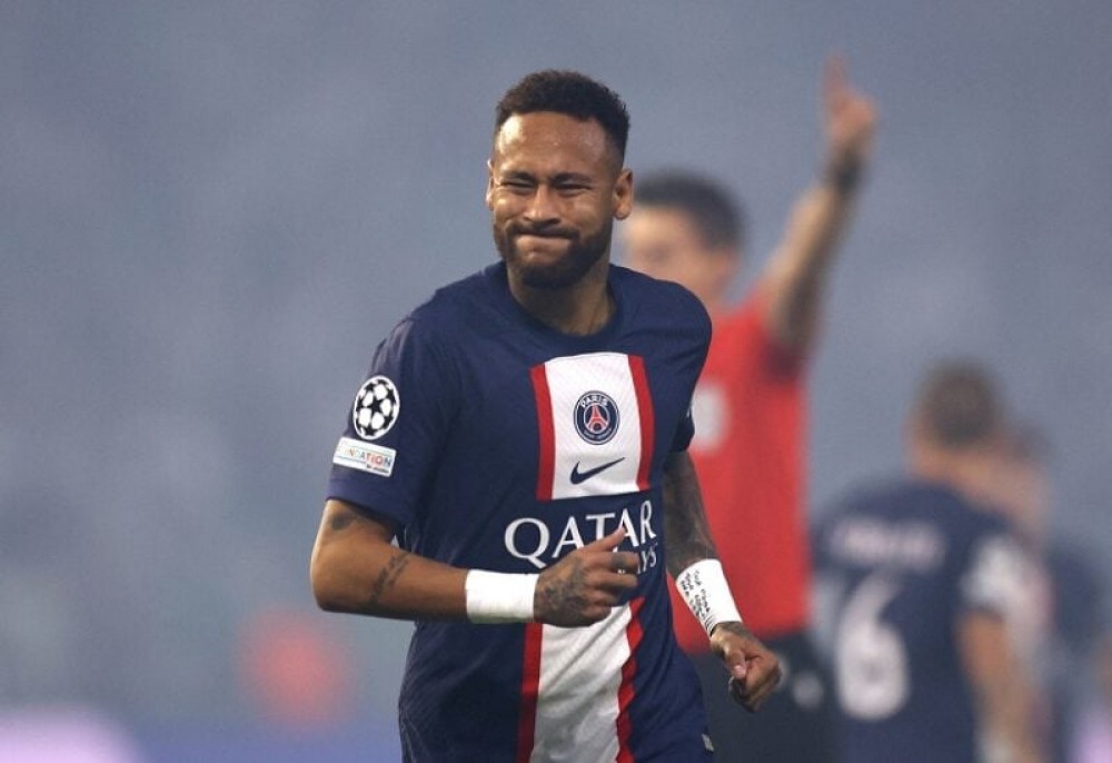 نيمار معروض على برشلونة