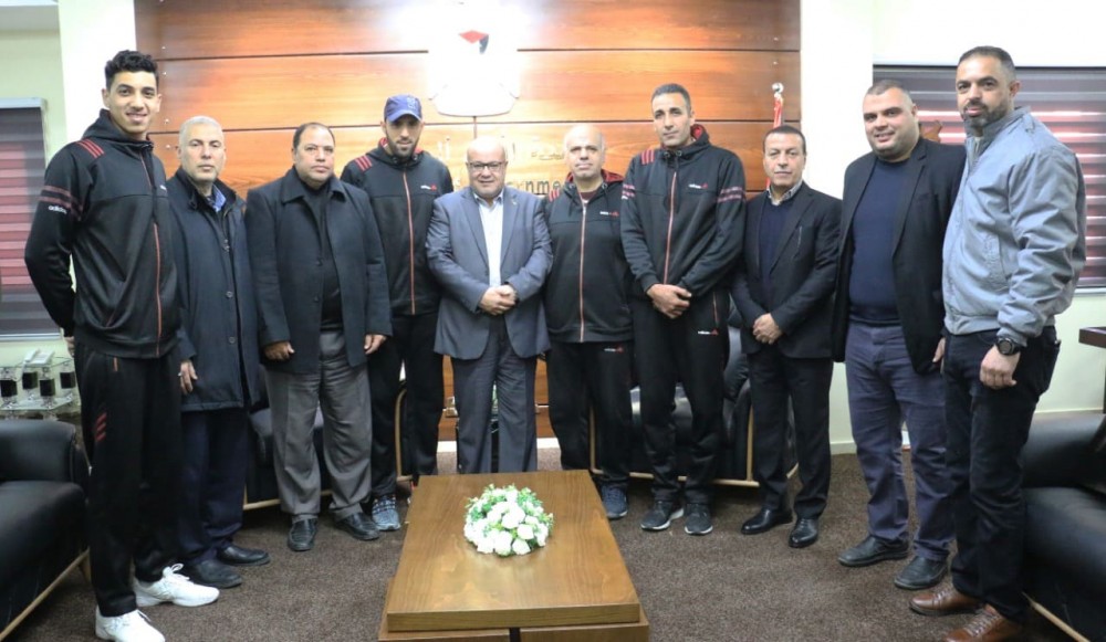 الدعليس: فلسطين تفتخر بإنجاز الرباع 