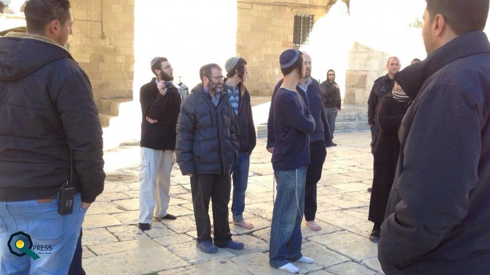 جانب من اقتحام المستوطنين لباحات الأقصى صباح اليوم 