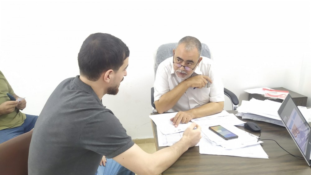 عمل الوسطى توقع عقود تشغيل مؤقت لخريجي الهندسة المعمارية