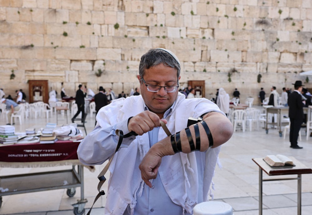 حماس: بن غفير يخطط لتصعيد الأوضاع في القدس 