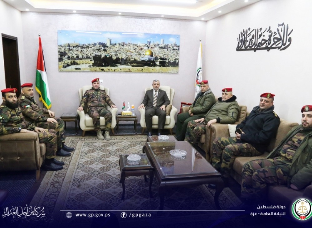 النائب العام يؤكد على تعزيز الشراكة مع أركان وزارة الداخلية