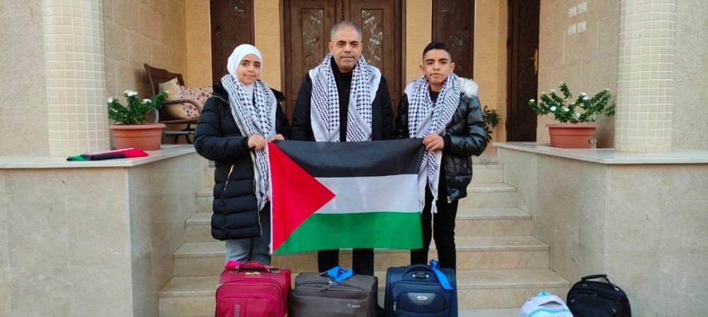 طالبان من خان يونس يشاركان في مسابقة الروبوت العالمي بألمانيا