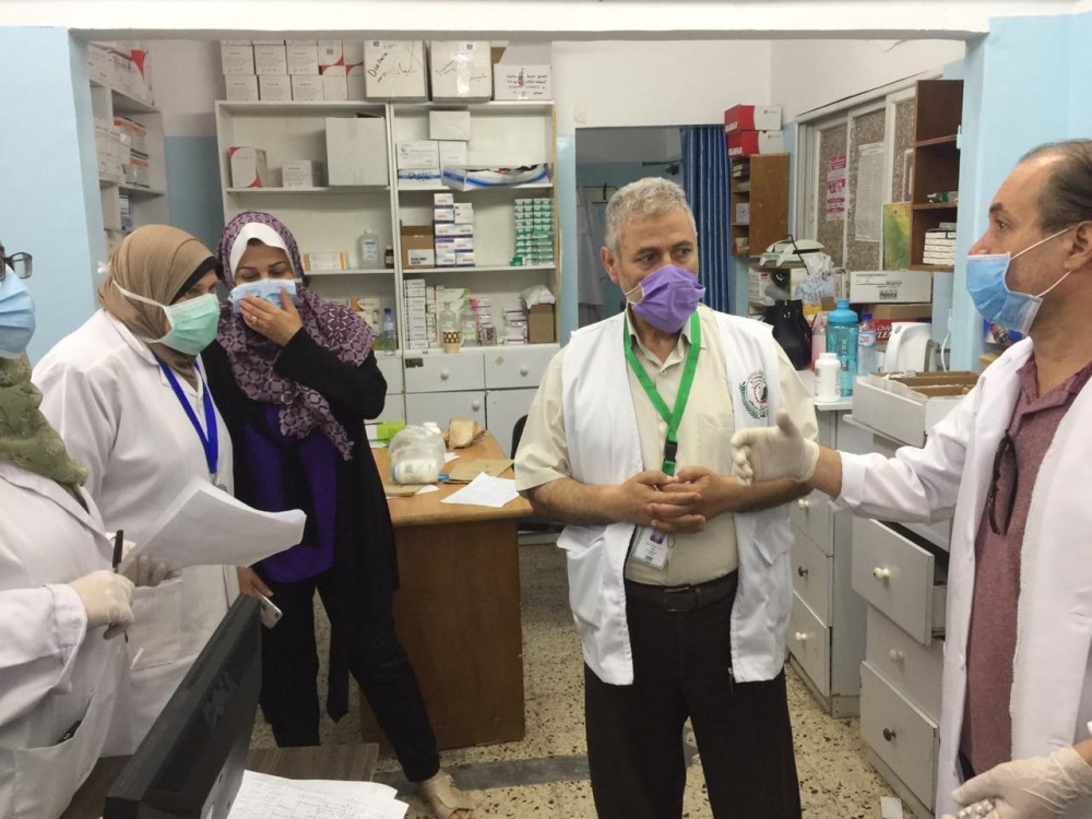 الصحة توفر فرقاً طبية ميدانية لعلاج المرضى في منازلهم 