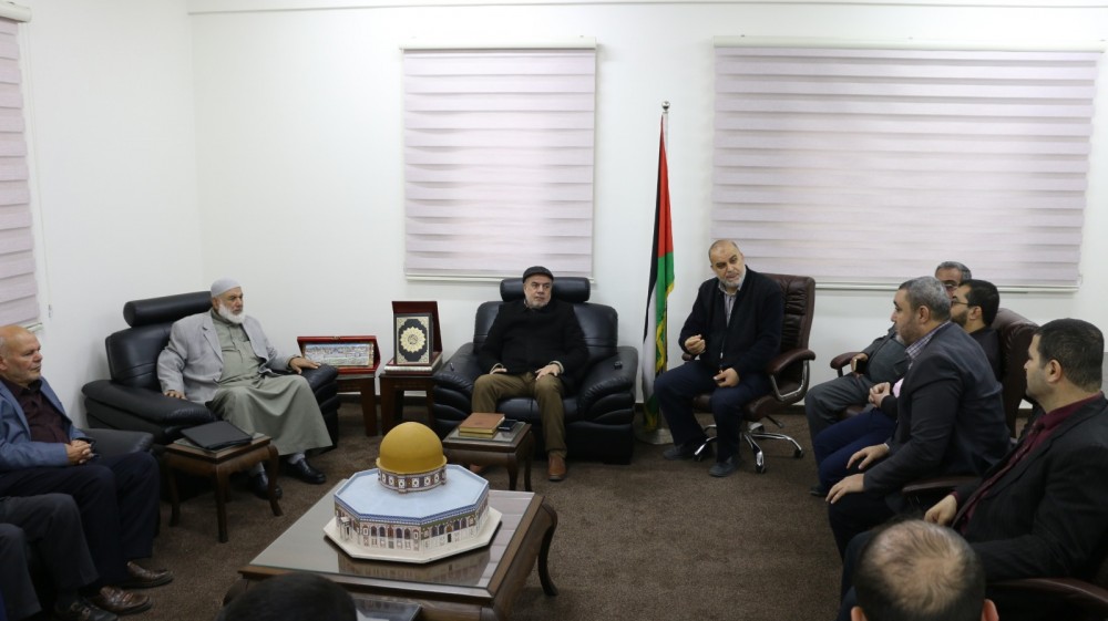 المالية تستقبل وفداً من هيئة الزكاة ونقابة الموظفين