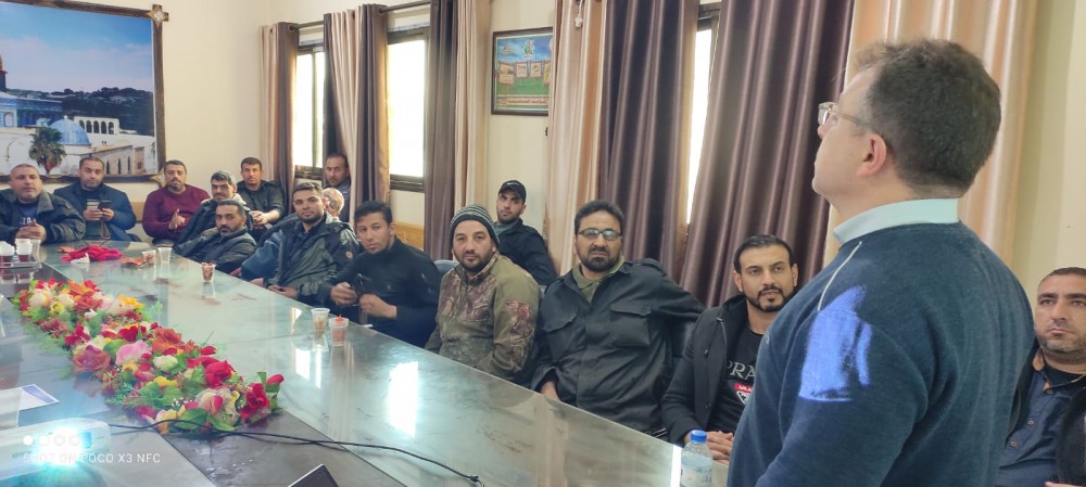 وزارة العمل تنظم لقاءً تدريبياً لفنيي ميكانيكا السيارات بوزارة الداخلية
