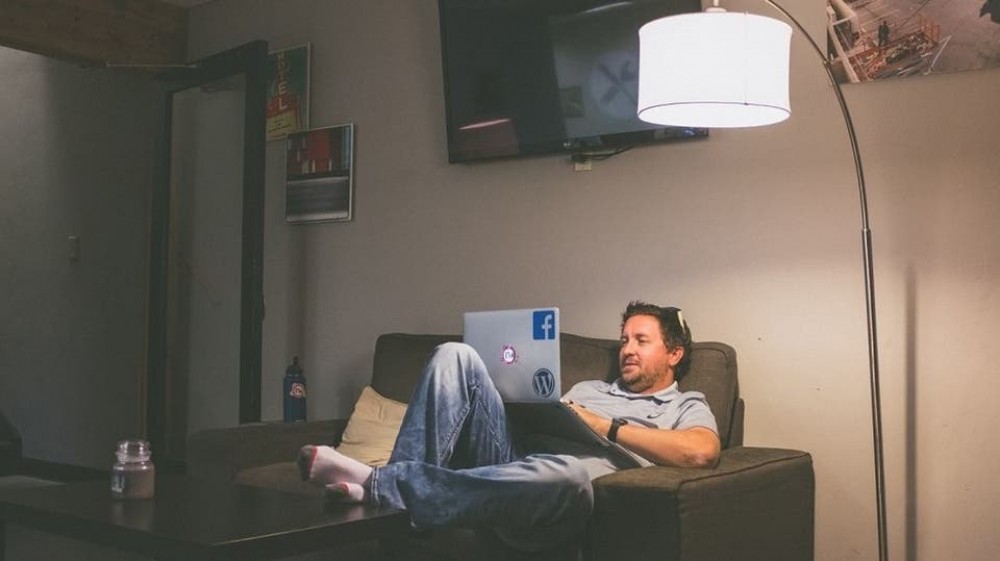 العمل من المنزل