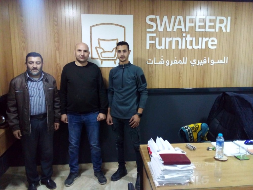 التدريب المهني بوزارة العمل تتفقد أوائل الخريجين في سوق العمل