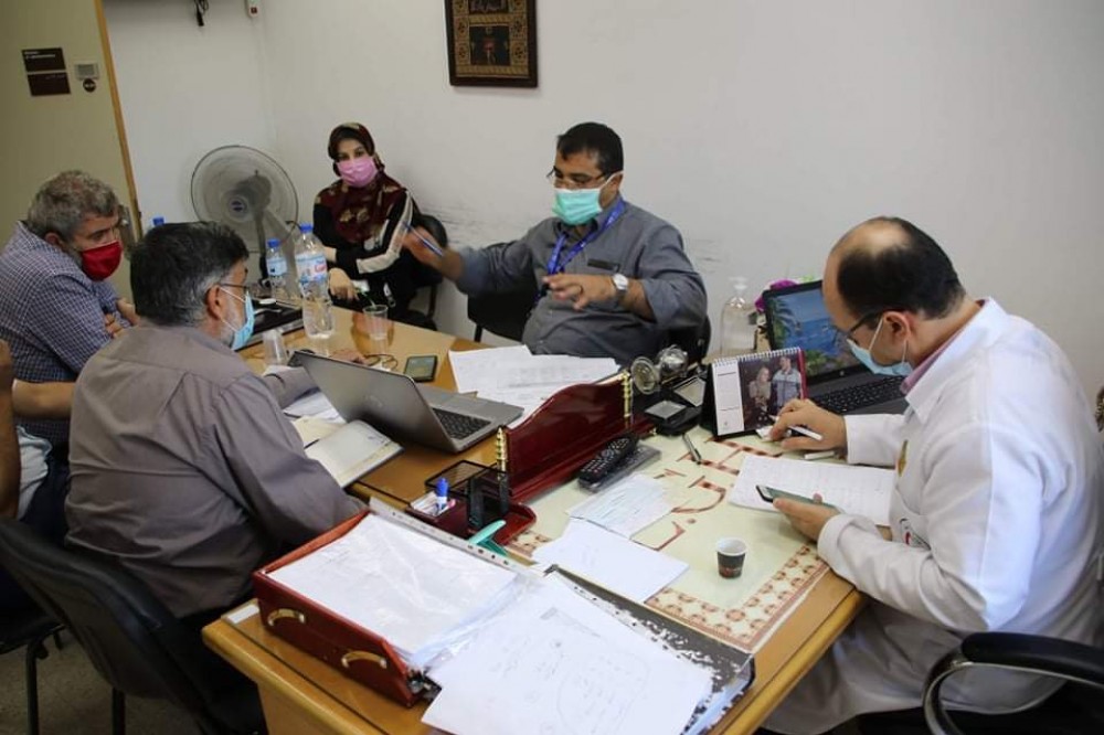 مستشفى غزة الأوروبي ينقل  الخدمات الصحية  إلى المستشفيات الأخرى