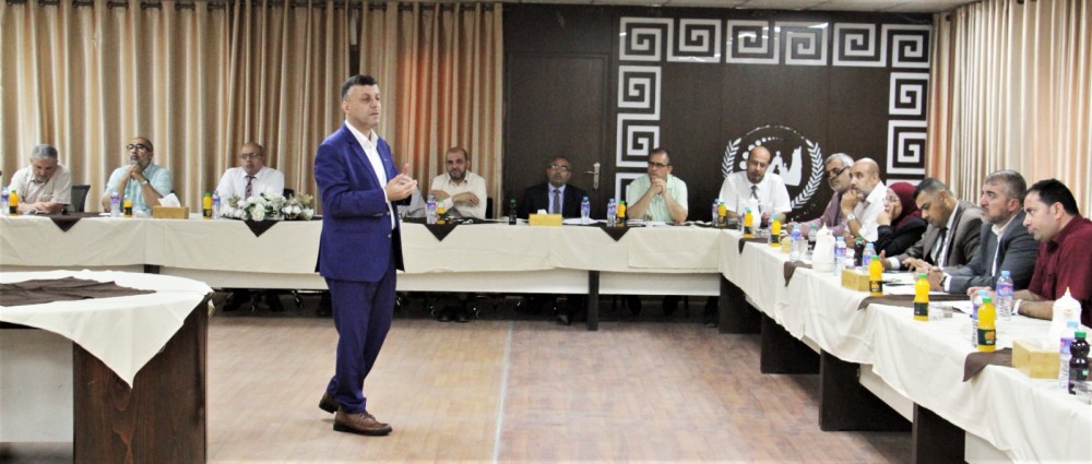 الصحة تناقش تطبيق نظرية بطاقة الأداء المتوازن في القطاع الصحي 