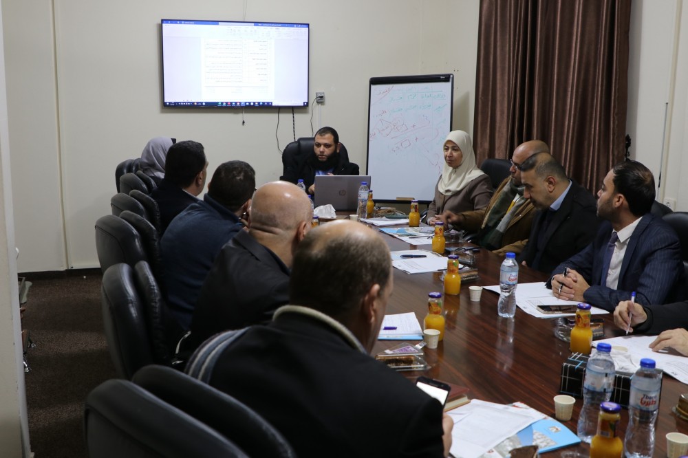 وزارة العمل ومجلسها الاستشاري يعقدان اجتماعهما الدوري