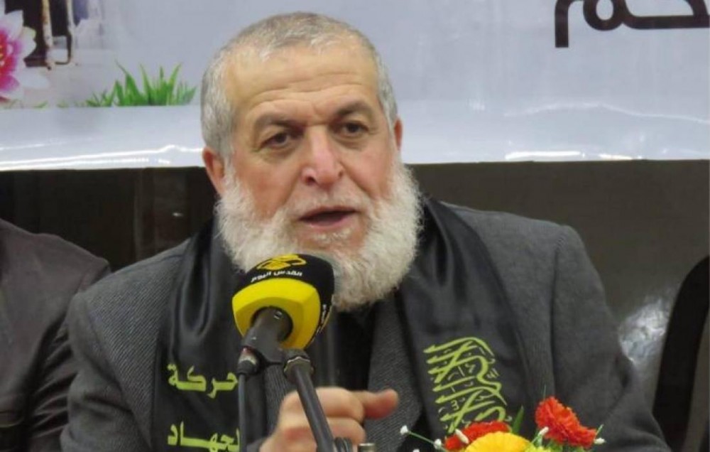 نافذ عزام