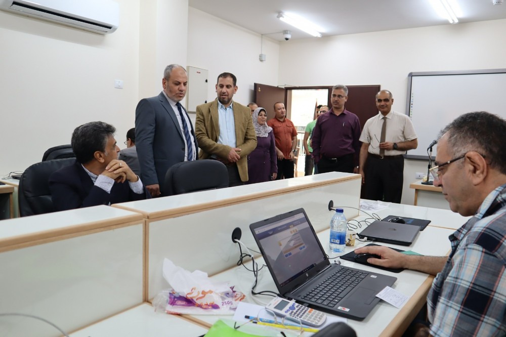 سُلطة الأراضي تعقد امتحان مثمن عقاري معتمد 