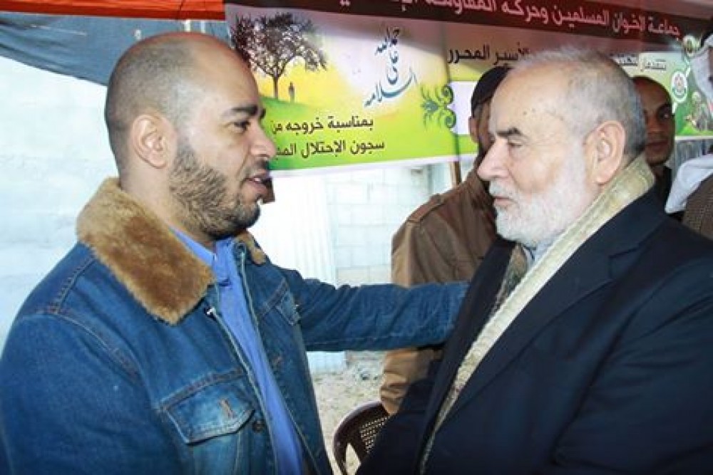 بحر يزور المحرر الغصين