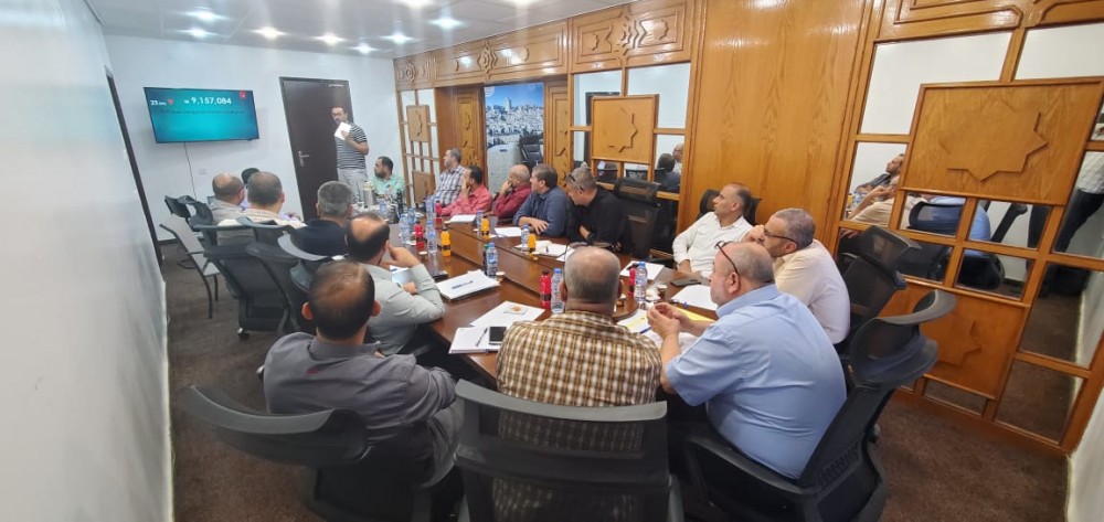 وكيل النقل والمواصلات يناقش تقرير الربع الثالث لهذا العام