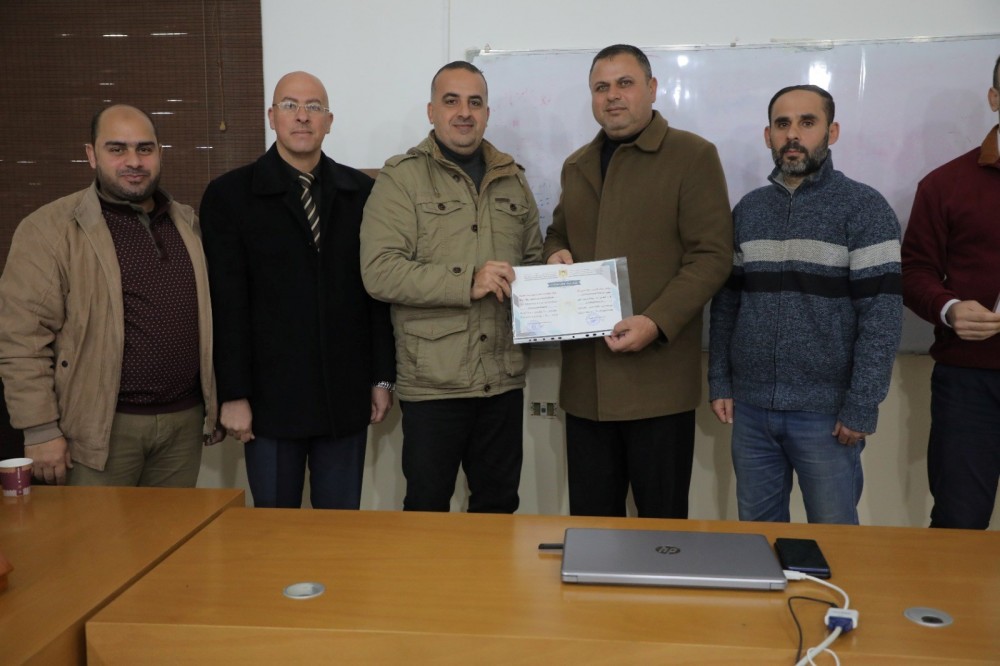 مركز التدريب الإعلامي بالداخلية يختتم دورة 