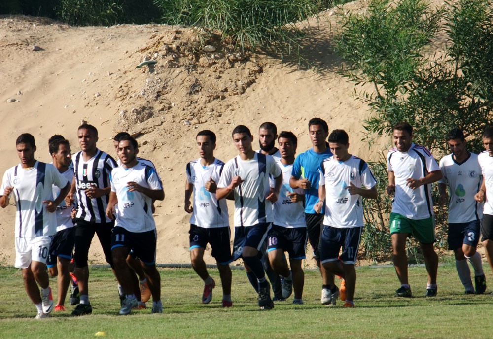 جانب من تدريبات النادي 