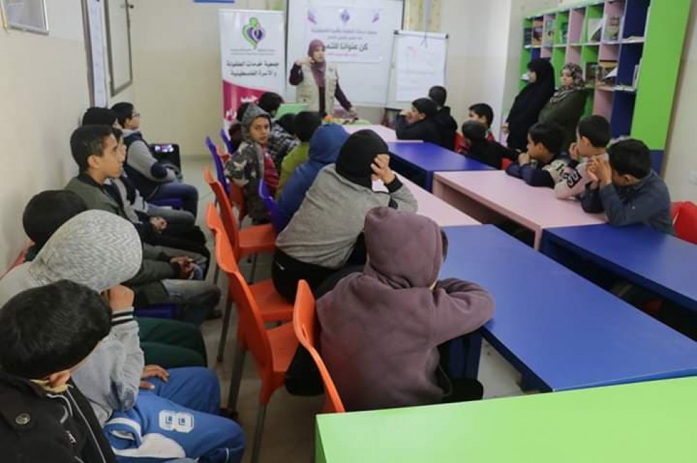 خدمات الطفولة تفتتح مخيم 