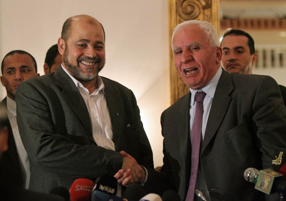 أبو مرزوق والأحمد 