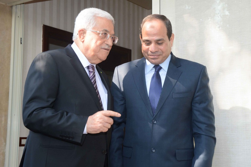 عباس والسيسي