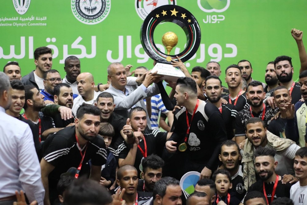 خدمات البريج يُتَوَجُ بلقب دوري كرة اليد الممتاز والصلاح وصيفاً 