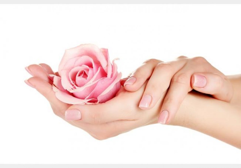 التخلص من رائحة الكلوركس من اليدين او الجلد