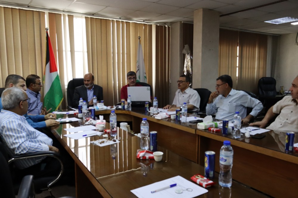 مؤسسة المواصفات تعتمد عدداً من الأنظمة التشغيلية