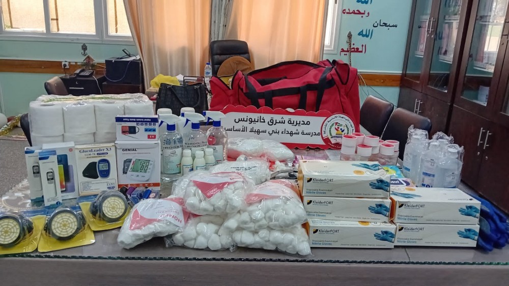وزارة التربية والتعليم  بغزة تُوزع حقائب طوارئ على المدارس