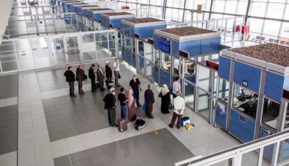 وزارة الأسرى تدين اعتقال الاحتلال مواطناً في حاجز بيت حانون