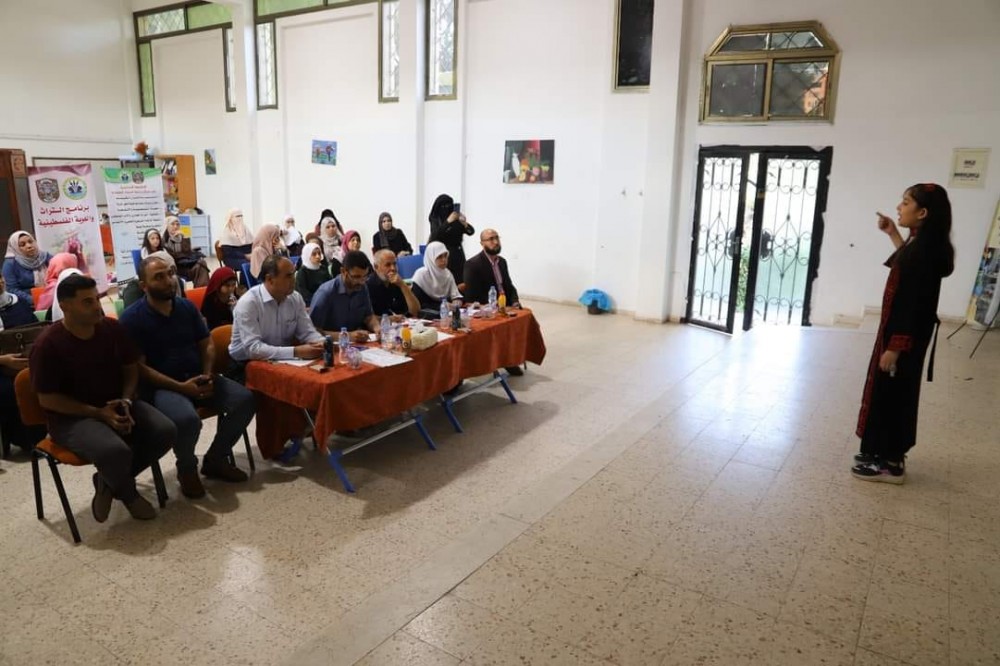 تعليم غرب غزة تنفذ مسابقة الخطابة لطالبات مدارس البنات