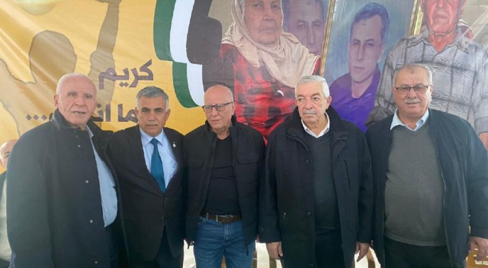 الوفد الفلسطيني الذي زار الأسير كريم يونس اليوم