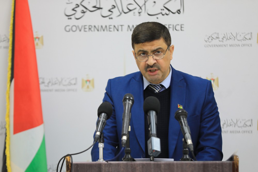 د. أيمن اليازوري وكيل وزارة الزراعة بغزة خلال 