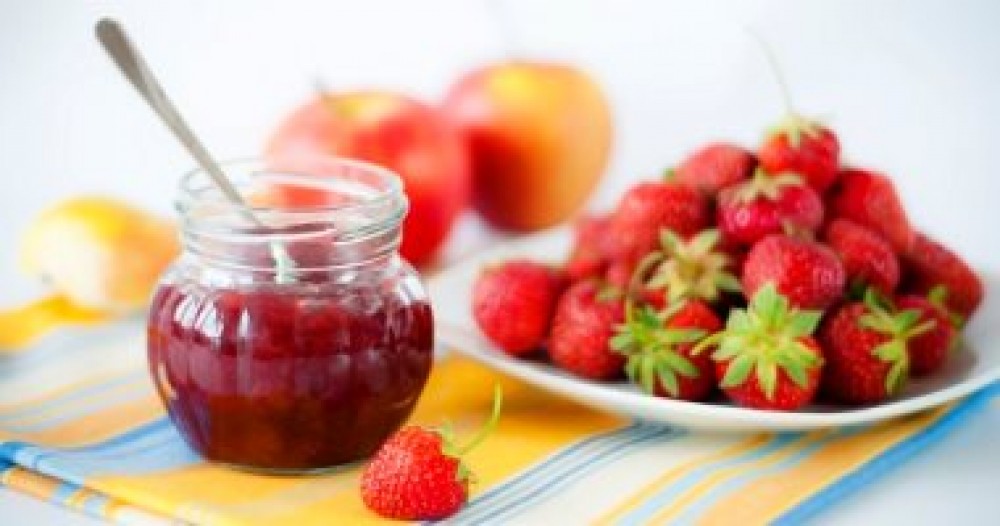 أضرار الفراولة أهمها الانخفاض فى الفيتامينات وارتفاع السكر