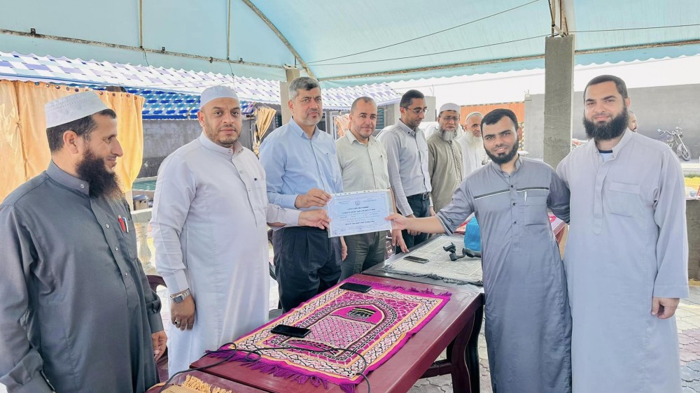 أوقاف رفح تكرم المشاركين في دورة المحفظ الفعال