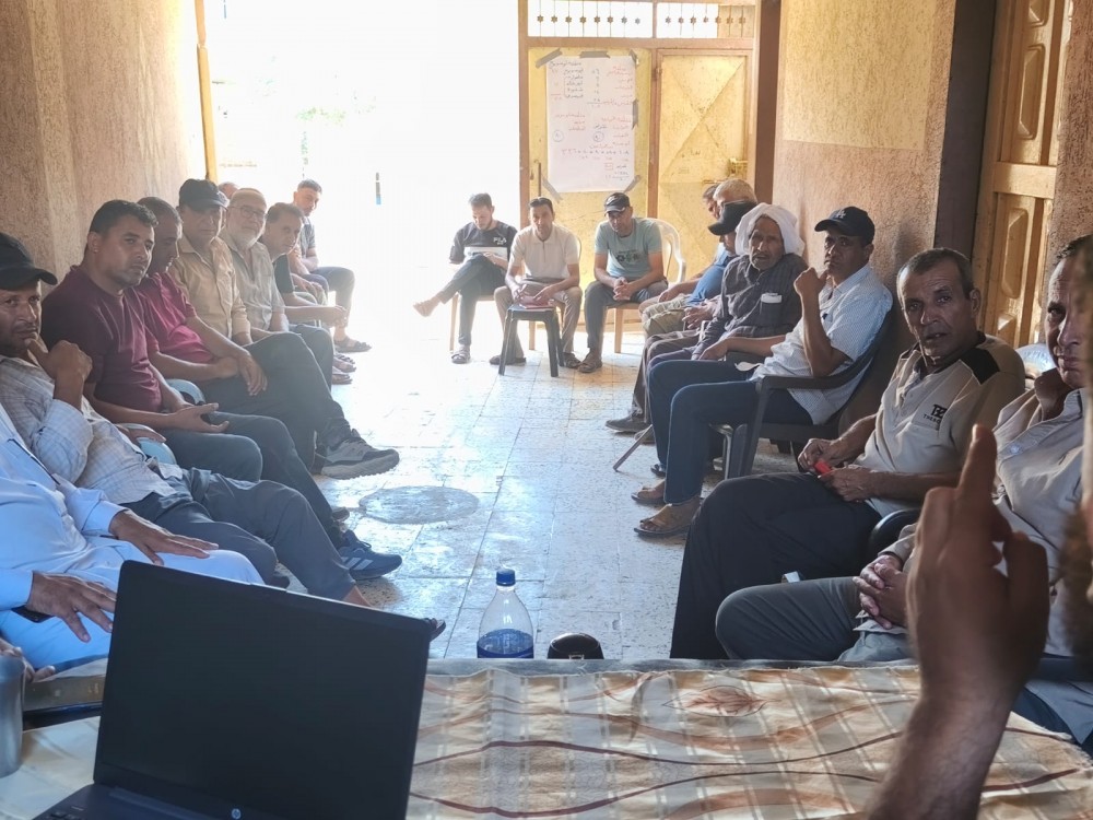 وزارة الزراعة تعقد ورشة زراعية لمزارعي الخضار في المنطقة الغربية للزوايدة