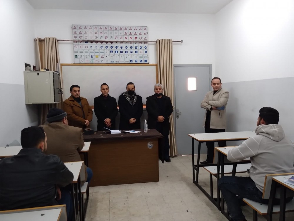 التدريب المهني بوزارة العمل يفتتح دورة مدرب سياقة